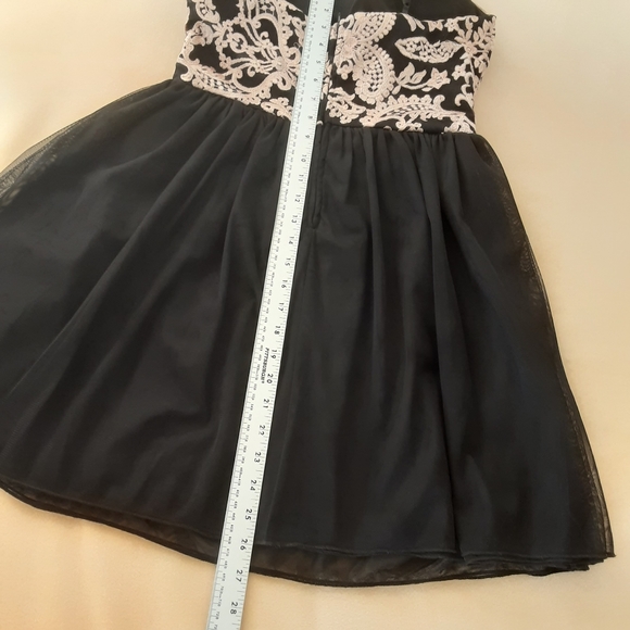 Esmerald Sundae 🌞048 Spaghetti Strap Dress Sz 7 Embellished  Strappy Black - Picture 10 of 11